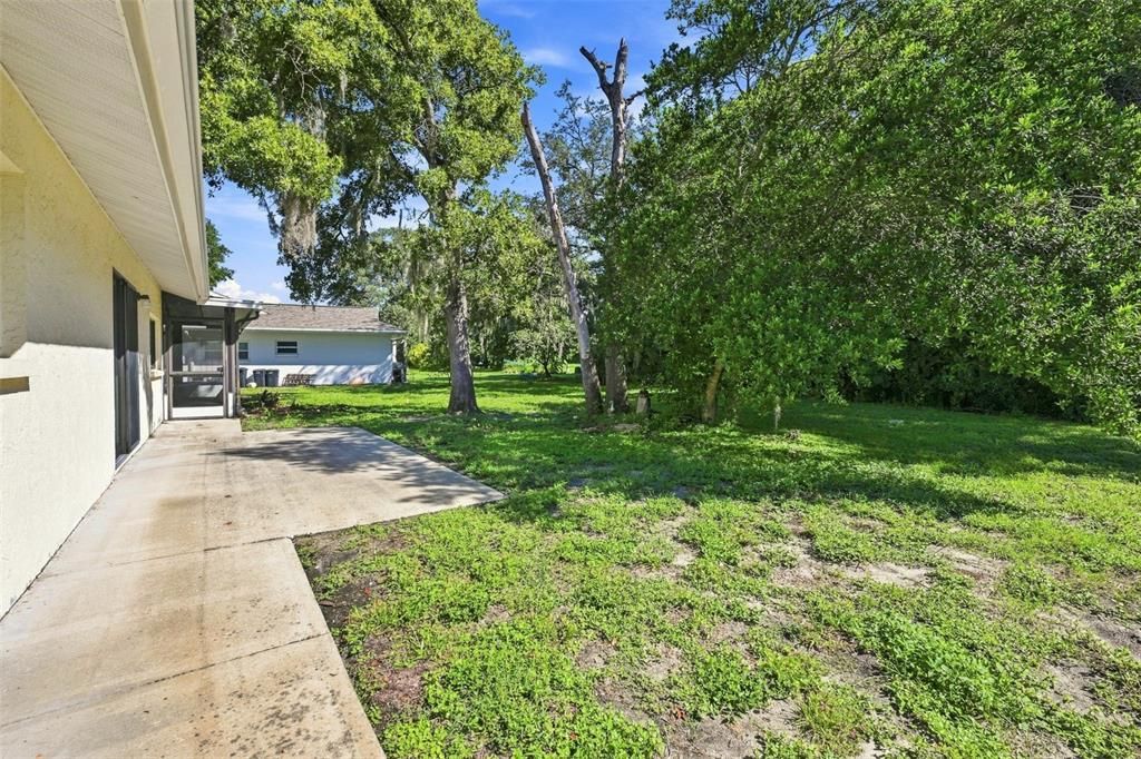 For Sale: $225,000 (2 beds, 2 baths, 1541 Square Feet)