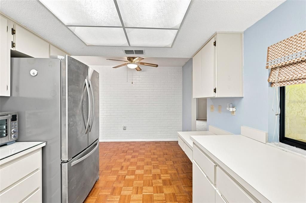 For Sale: $225,000 (2 beds, 2 baths, 1541 Square Feet)