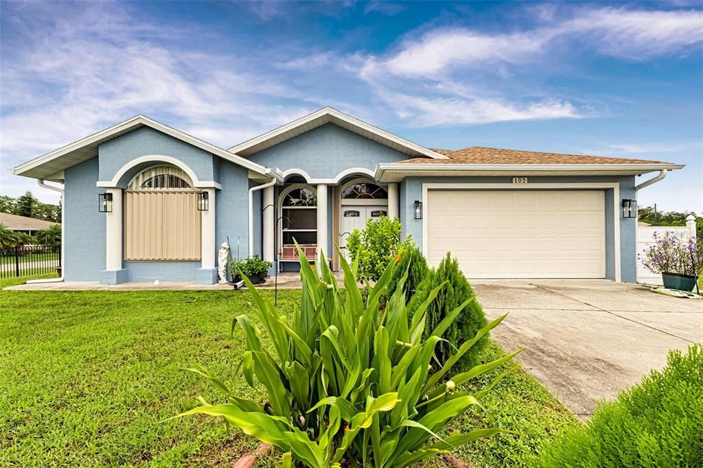 En Venta: $625,000 (4 camas, 3 baños, 2242 Pies cuadrados)