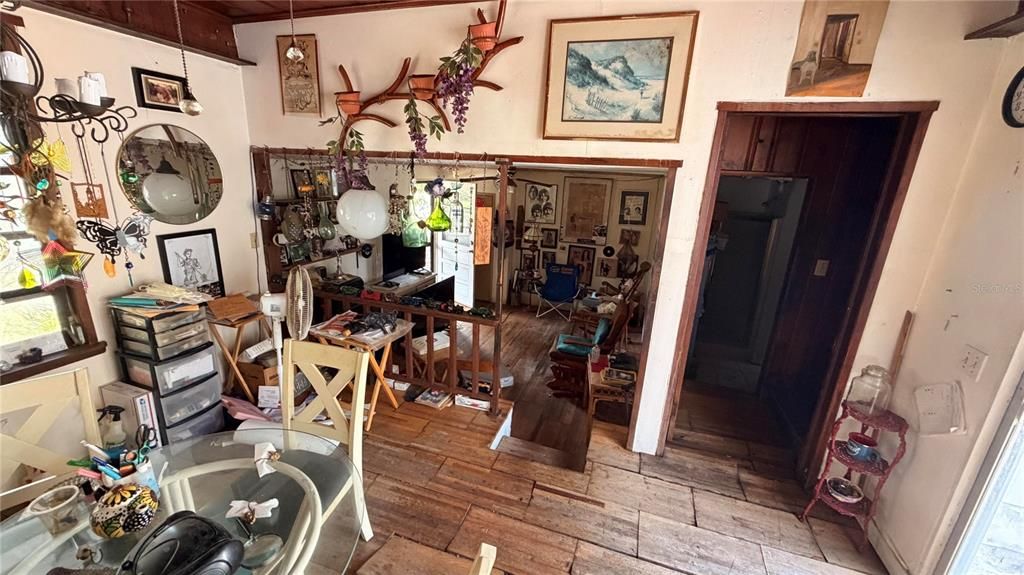 На продажу: $235,000 (3 спален, 2 ванн, 1432 Квадратных фут)