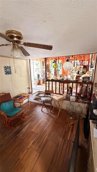 На продажу: $235,000 (3 спален, 2 ванн, 1432 Квадратных фут)