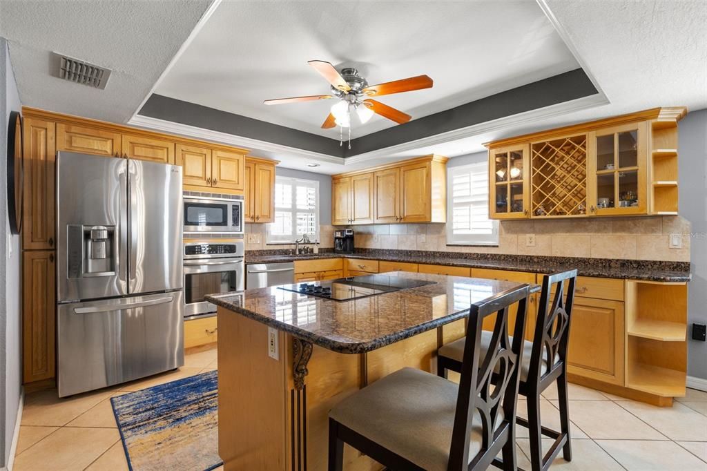 For Sale: $428,000 (2 beds, 2 baths, 1485 Square Feet)