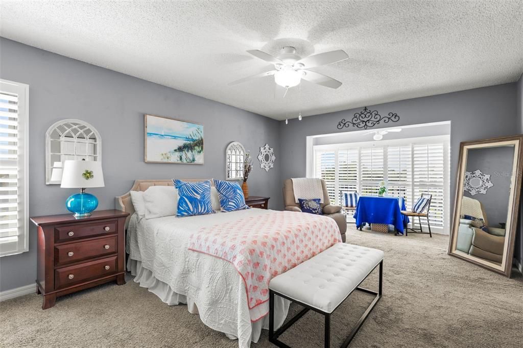 For Sale: $428,000 (2 beds, 2 baths, 1485 Square Feet)