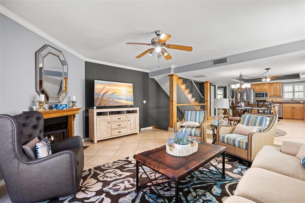For Sale: $428,000 (2 beds, 2 baths, 1485 Square Feet)