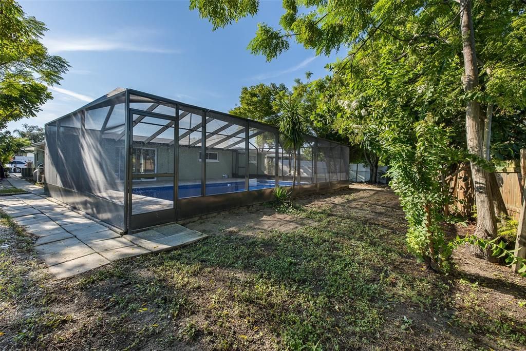 На продажу: $369,900 (3 спален, 2 ванн, 1850 Квадратных фут)