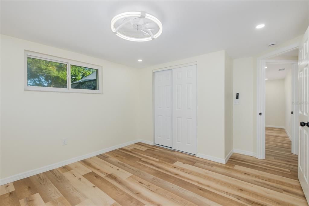 На продажу: $369,900 (3 спален, 2 ванн, 1850 Квадратных фут)