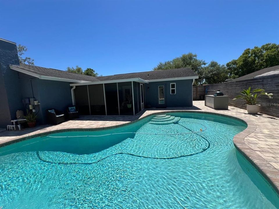 For Sale: $439,900 (3 beds, 2 baths, 1450 Square Feet)
