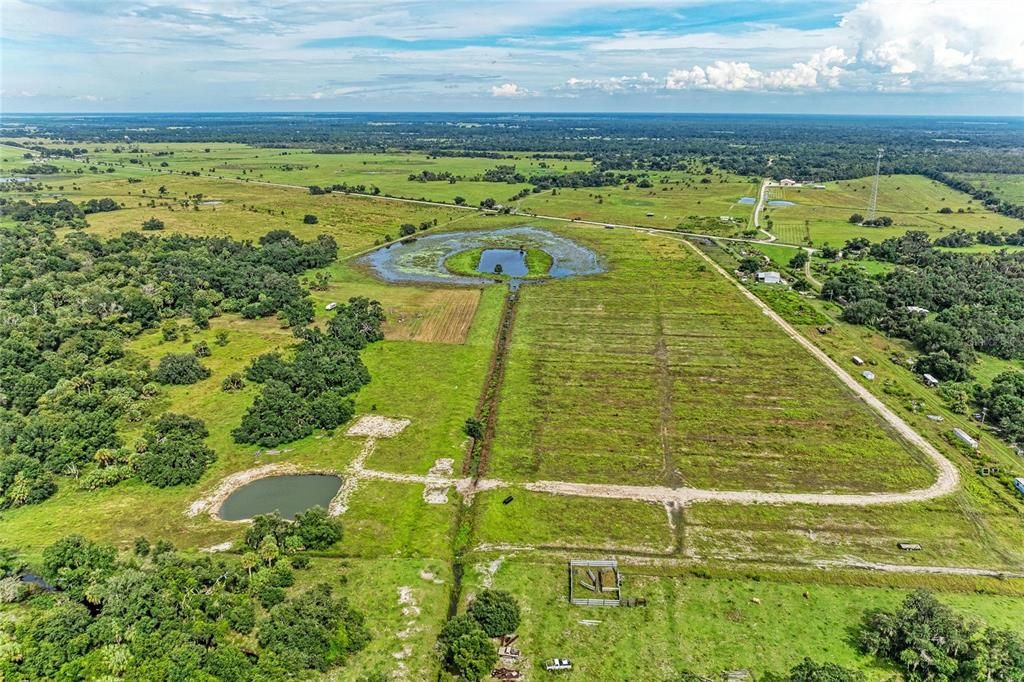 En Venta: $750,000 (21.28 acres)