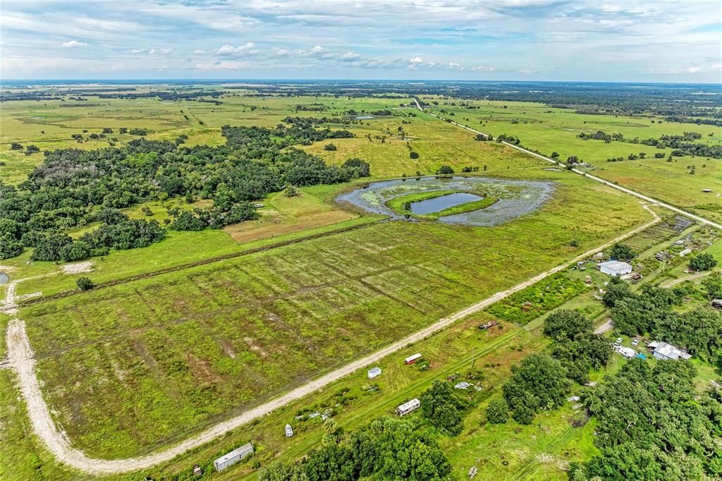 En Venta: $750,000 (21.28 acres)