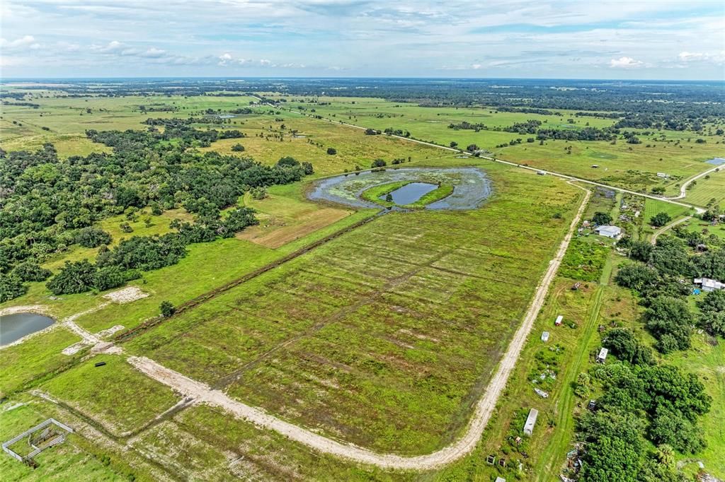 En Venta: $750,000 (21.28 acres)