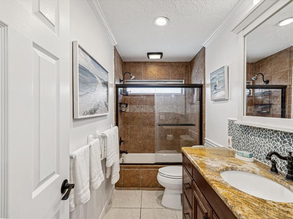 For Sale: $990,000 (3 beds, 2 baths, 2272 Square Feet)