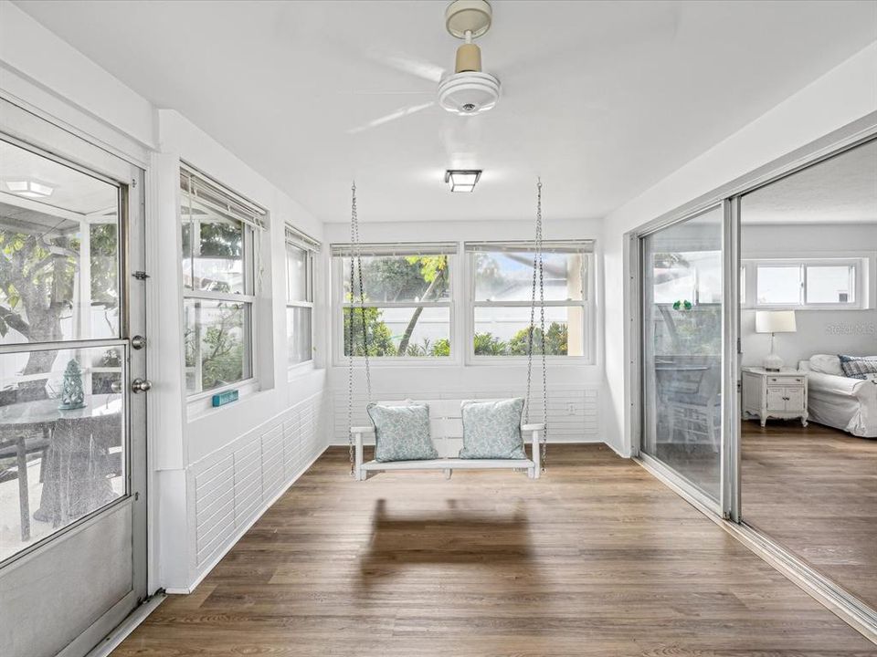 For Sale: $990,000 (3 beds, 2 baths, 2272 Square Feet)