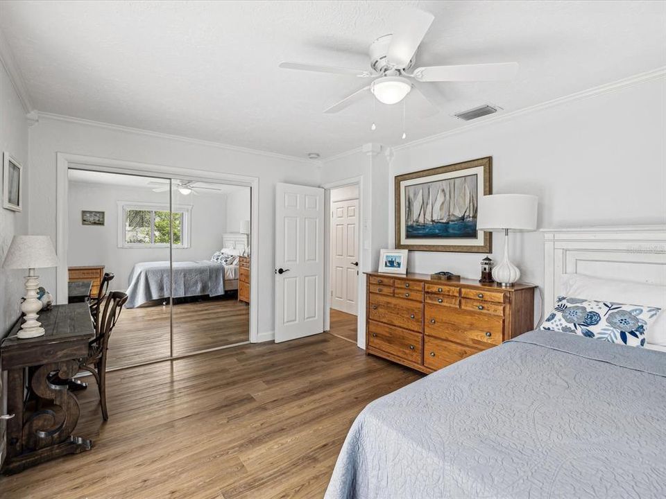 For Sale: $990,000 (3 beds, 2 baths, 2272 Square Feet)