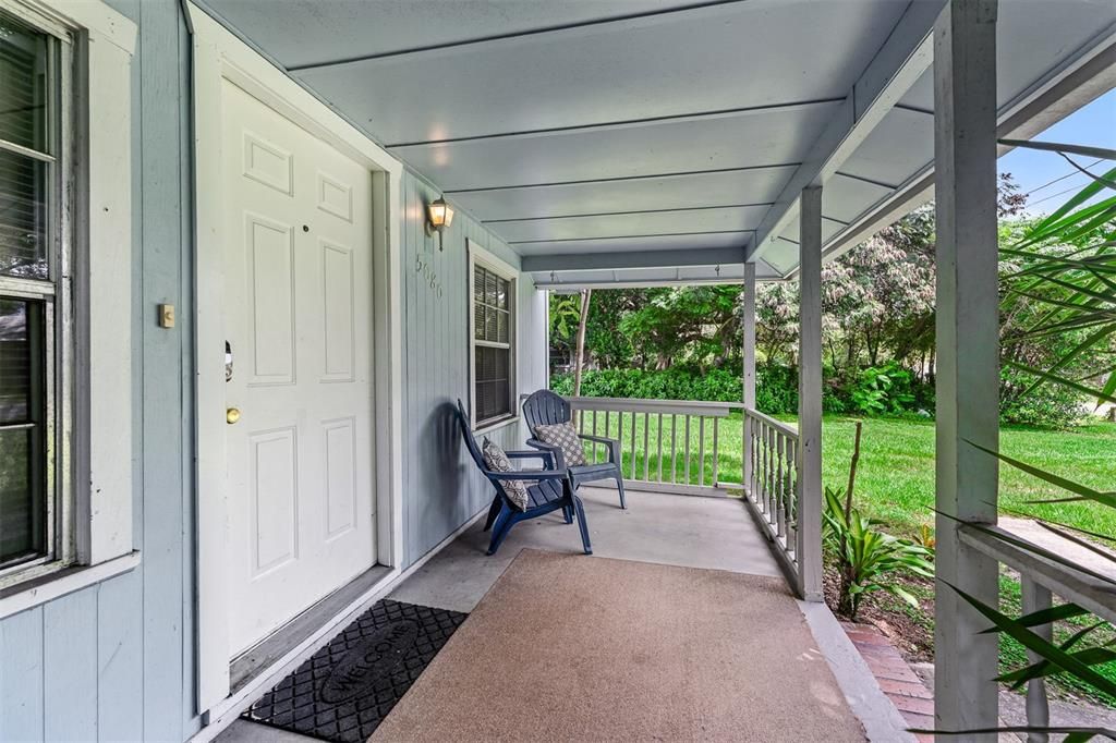 For Sale: $299,900 (3 beds, 2 baths, 1078 Square Feet)