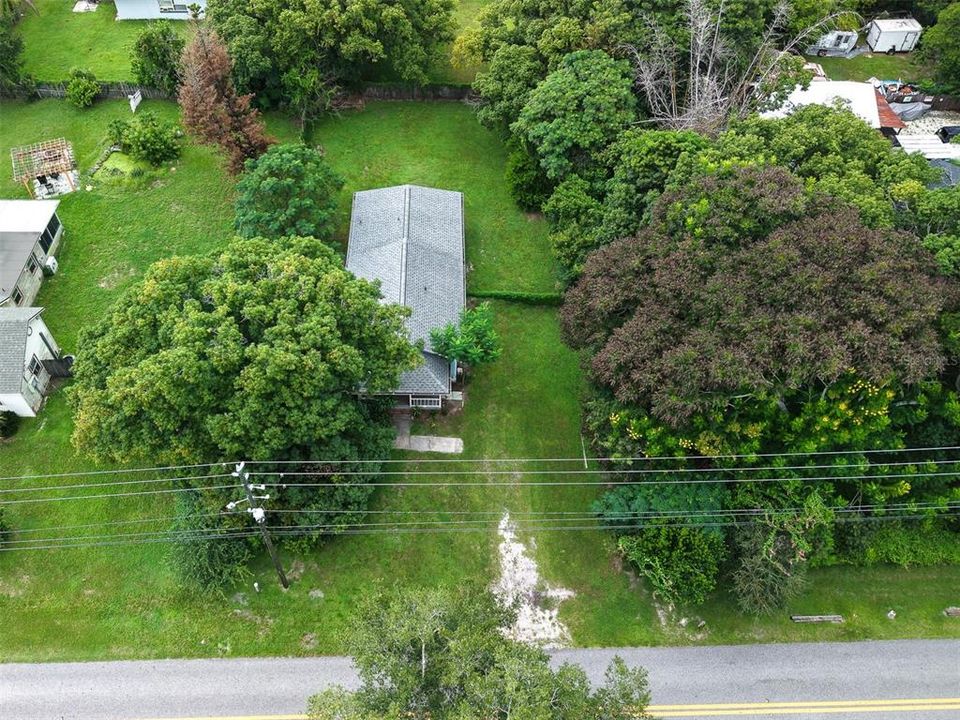 For Sale: $299,900 (3 beds, 2 baths, 1078 Square Feet)