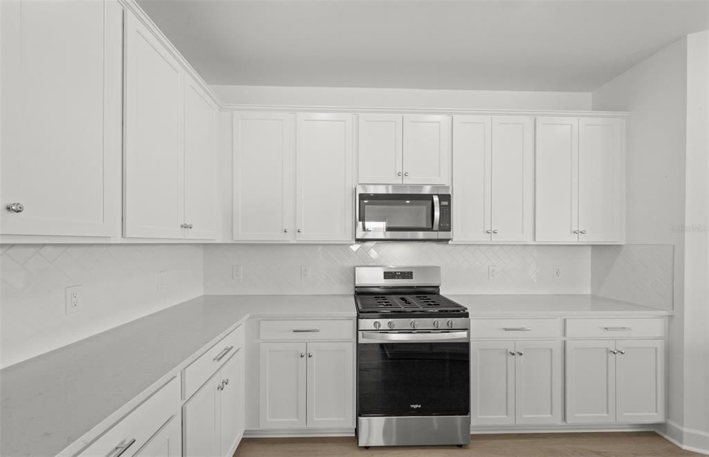 На продажу: $385,990 (3 спален, 3 ванн, 2230 Квадратных фут)