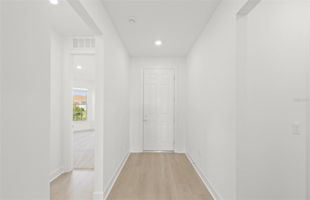На продажу: $385,990 (3 спален, 3 ванн, 2230 Квадратных фут)