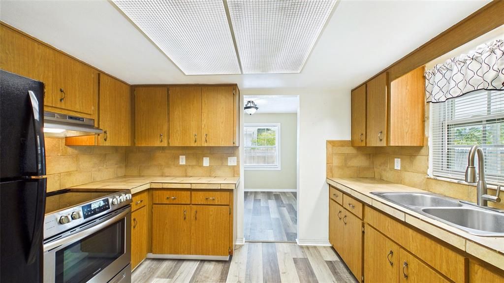 En Venta: $325,000 (3 camas, 1 baños, 1395 Pies cuadrados)