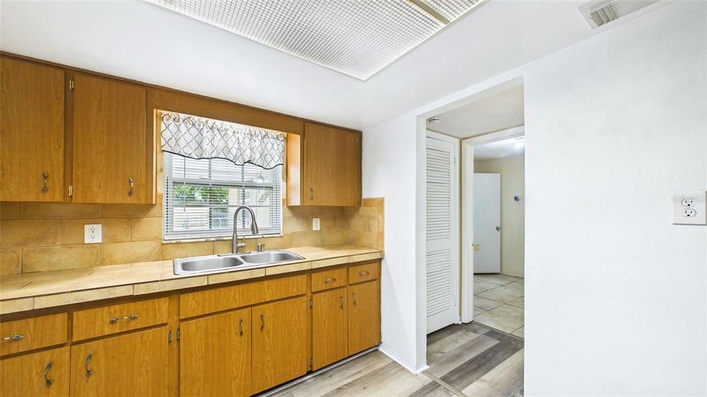 En Venta: $325,000 (3 camas, 1 baños, 1395 Pies cuadrados)