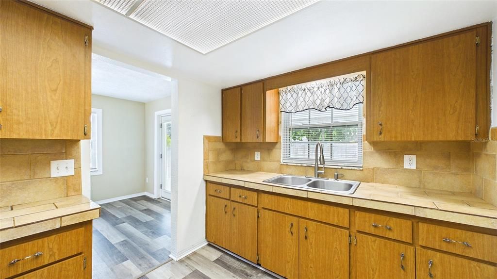 En Venta: $325,000 (3 camas, 1 baños, 1395 Pies cuadrados)