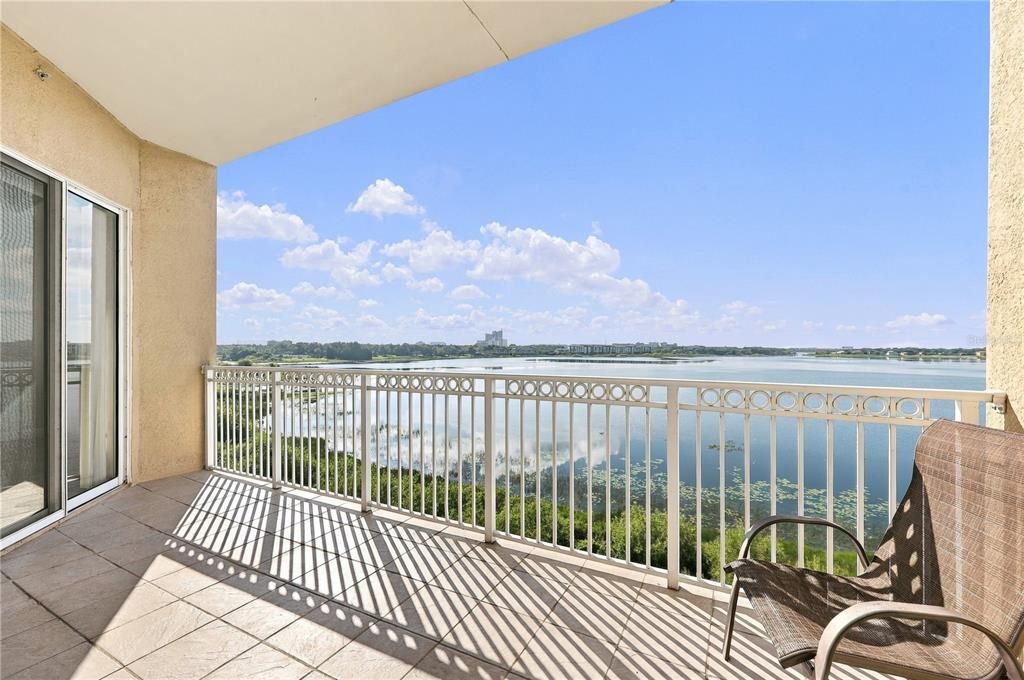 For Sale: $549,000 (2 beds, 2 baths, 2162 Square Feet)