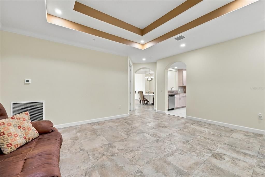 For Sale: $549,000 (2 beds, 2 baths, 2162 Square Feet)