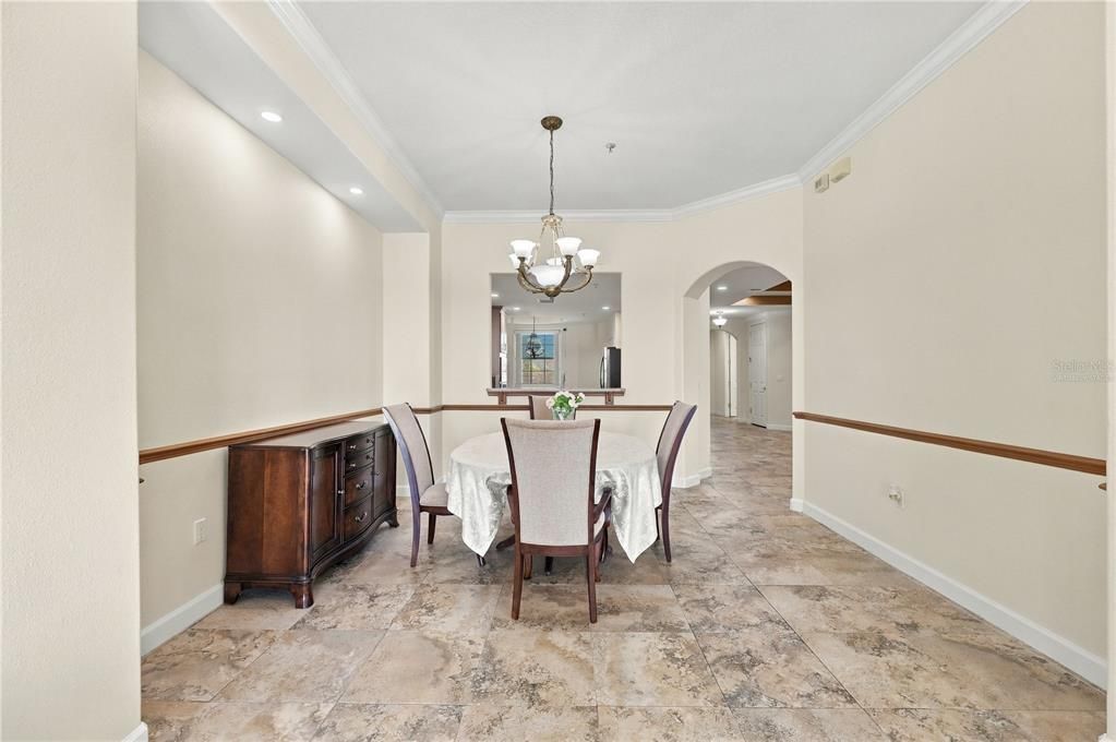 For Sale: $549,000 (2 beds, 2 baths, 2162 Square Feet)