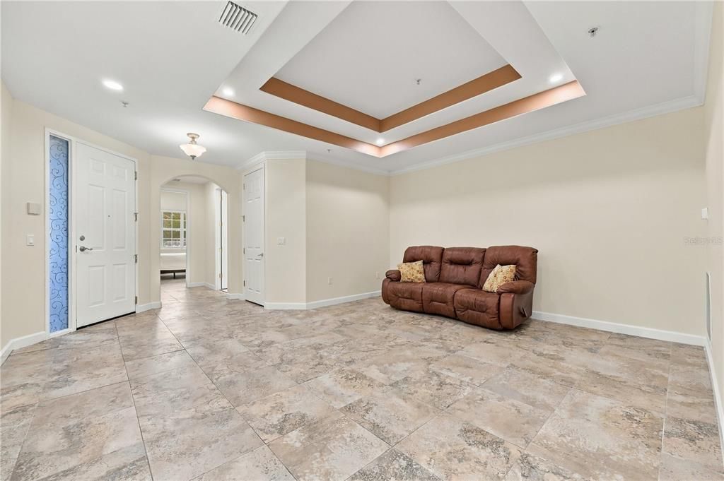 For Sale: $549,000 (2 beds, 2 baths, 2162 Square Feet)