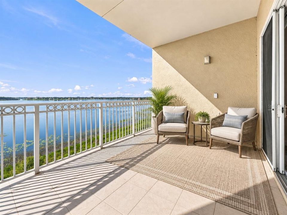 For Sale: $549,000 (2 beds, 2 baths, 2162 Square Feet)
