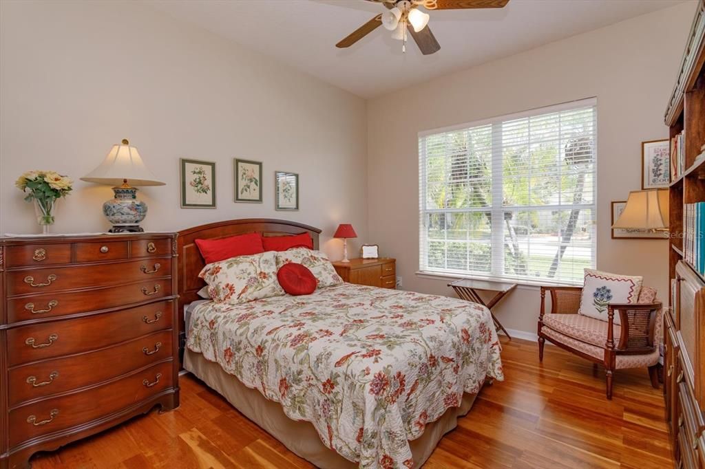 For Sale: $720,000 (5 beds, 3 baths, 2847 Square Feet)