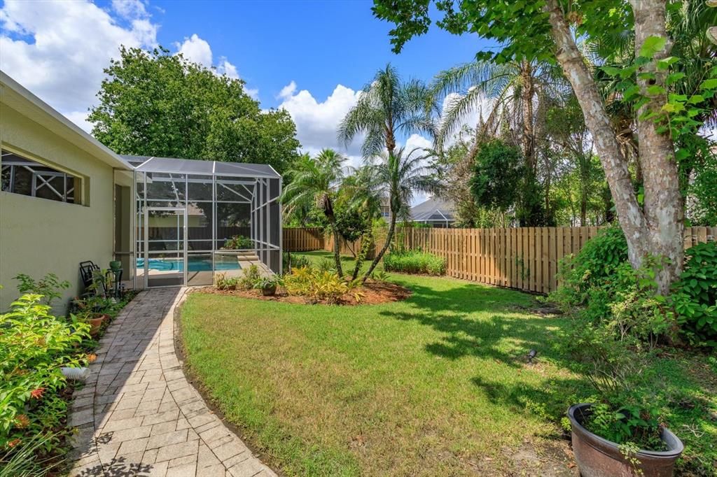 For Sale: $720,000 (5 beds, 3 baths, 2847 Square Feet)