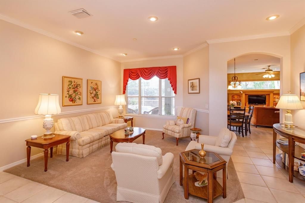 For Sale: $720,000 (5 beds, 3 baths, 2847 Square Feet)