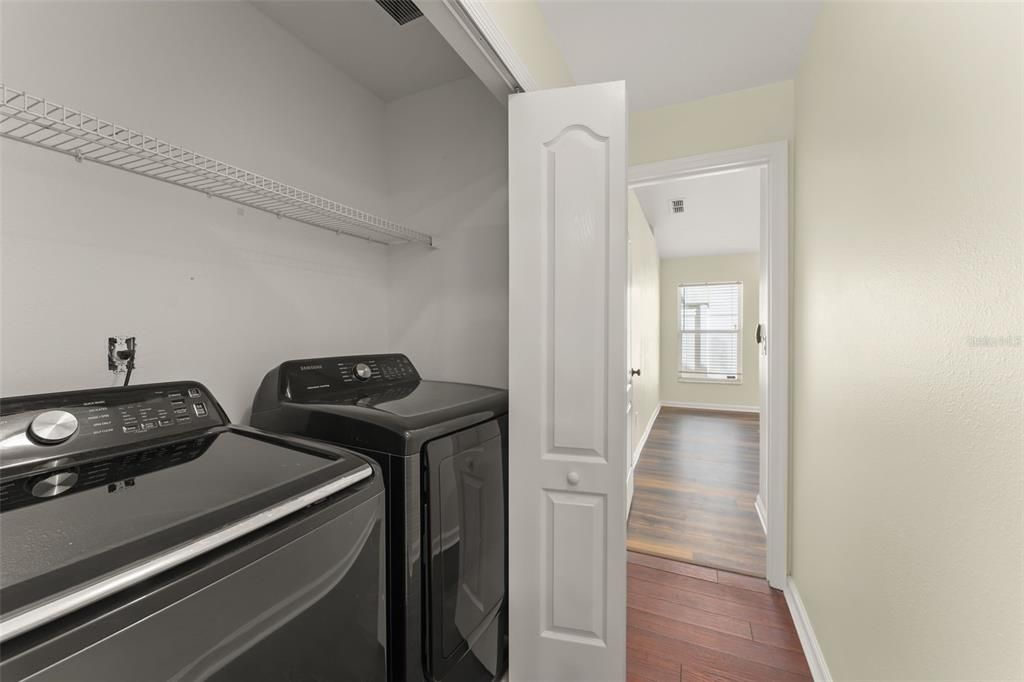 For Sale: $449,900 (4 beds, 2 baths, 1905 Square Feet)