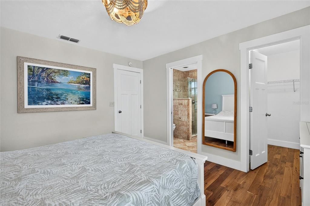 En Venta: $549,900 (3 camas, 2 baños, 1136 Pies cuadrados)