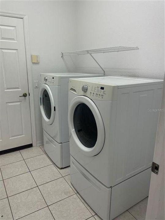 En Renta: $2,600 (3 camas, 2 baños, 1969 Pies cuadrados)