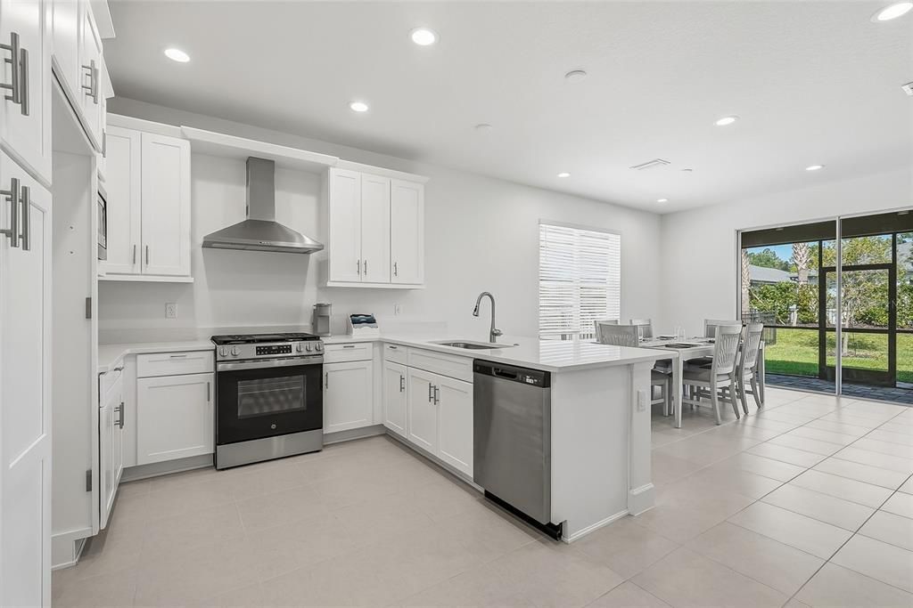 En Venta: $515,000 (3 camas, 3 baños, 1954 Pies cuadrados)