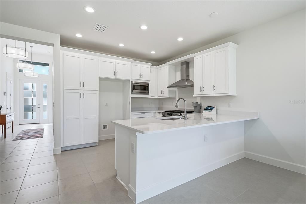En Venta: $515,000 (3 camas, 3 baños, 1954 Pies cuadrados)
