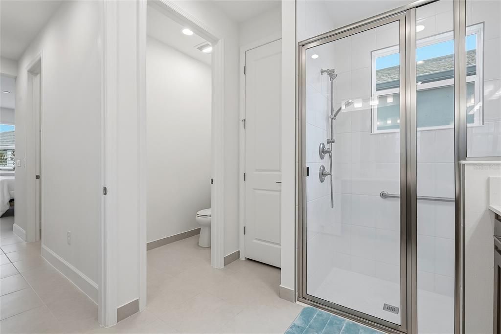 En Venta: $515,000 (3 camas, 3 baños, 1954 Pies cuadrados)