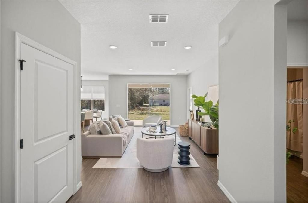 Active With Contract: $387,900 (4 beds, 2 baths, 1873 Square Feet)