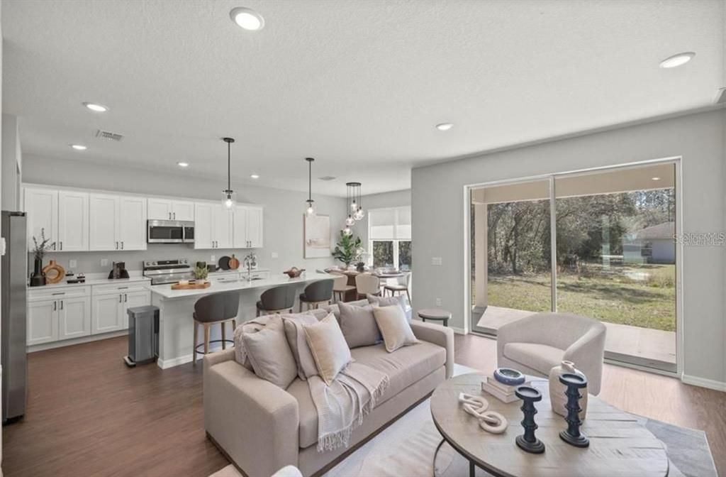Active With Contract: $387,900 (4 beds, 2 baths, 1873 Square Feet)