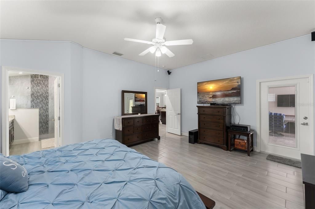 For Sale: $810,000 (4 beds, 3 baths, 2497 Square Feet)
