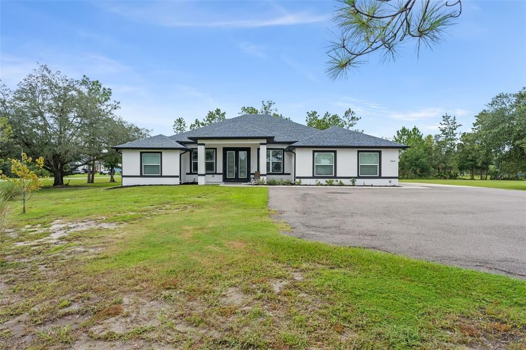 For Sale: $810,000 (4 beds, 3 baths, 2497 Square Feet)