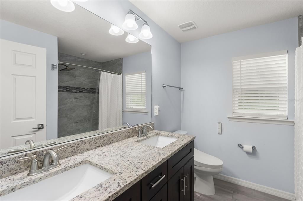 For Sale: $810,000 (4 beds, 3 baths, 2497 Square Feet)