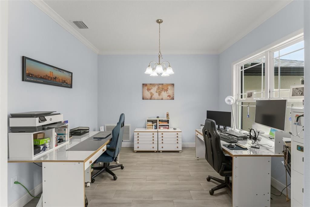 For Sale: $810,000 (4 beds, 3 baths, 2497 Square Feet)