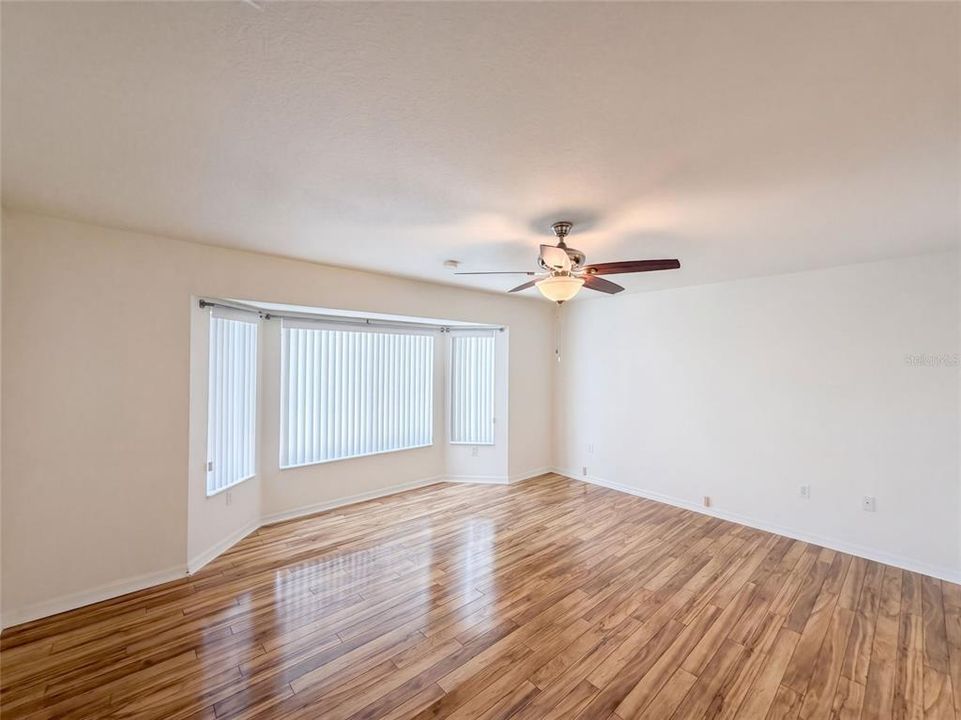 For Sale: $248,000 (2 beds, 2 baths, 1556 Square Feet)