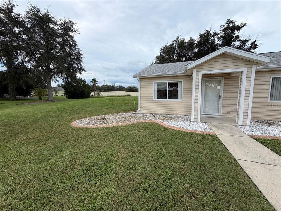 For Sale: $248,000 (2 beds, 2 baths, 1556 Square Feet)