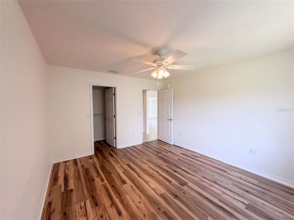 For Sale: $248,000 (2 beds, 2 baths, 1556 Square Feet)