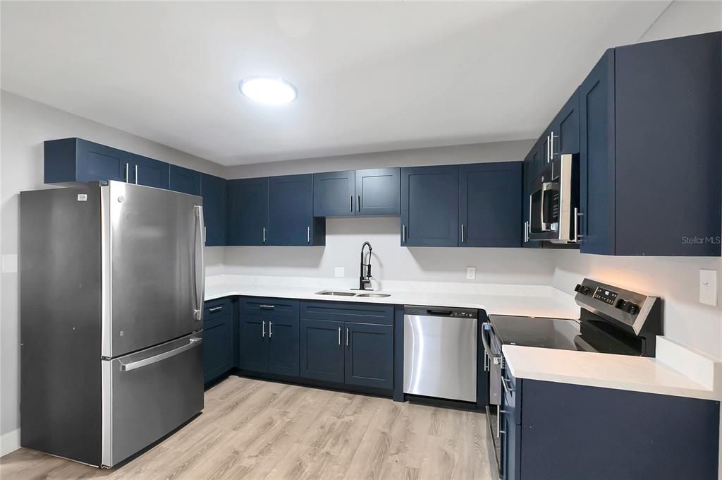 En Venta: $299,000 (3 camas, 2 baños, 1239 Pies cuadrados)