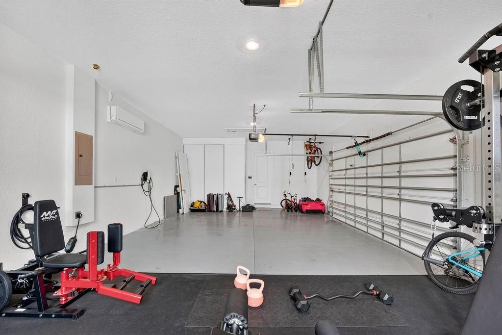 For Sale: $2,350,000 (5 beds, 4 baths, 4845 Square Feet)
