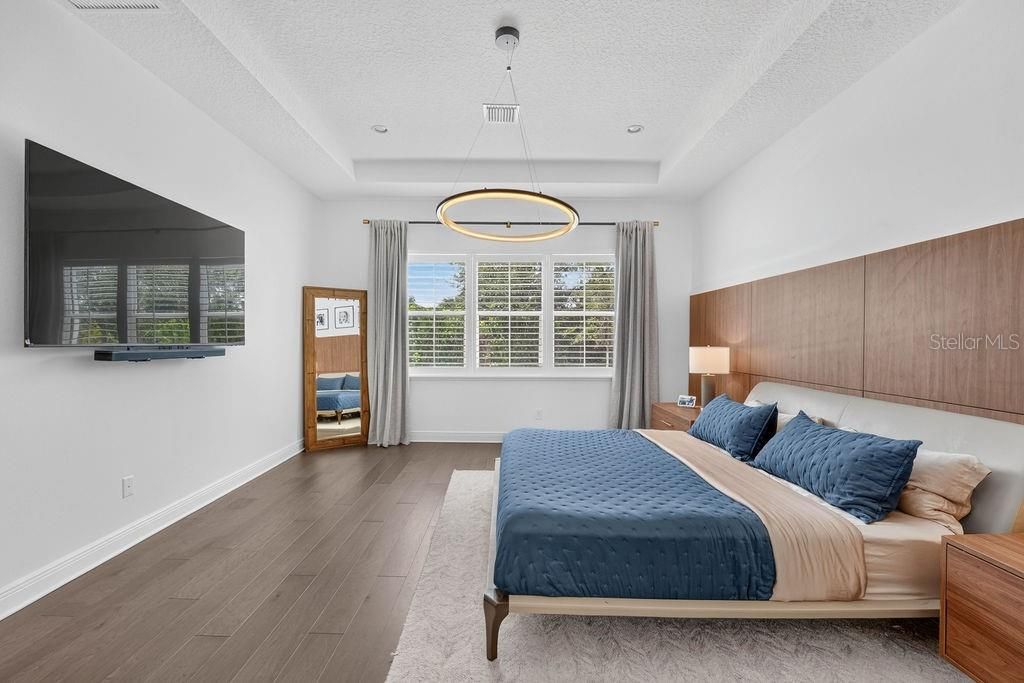 For Sale: $2,350,000 (5 beds, 4 baths, 4845 Square Feet)